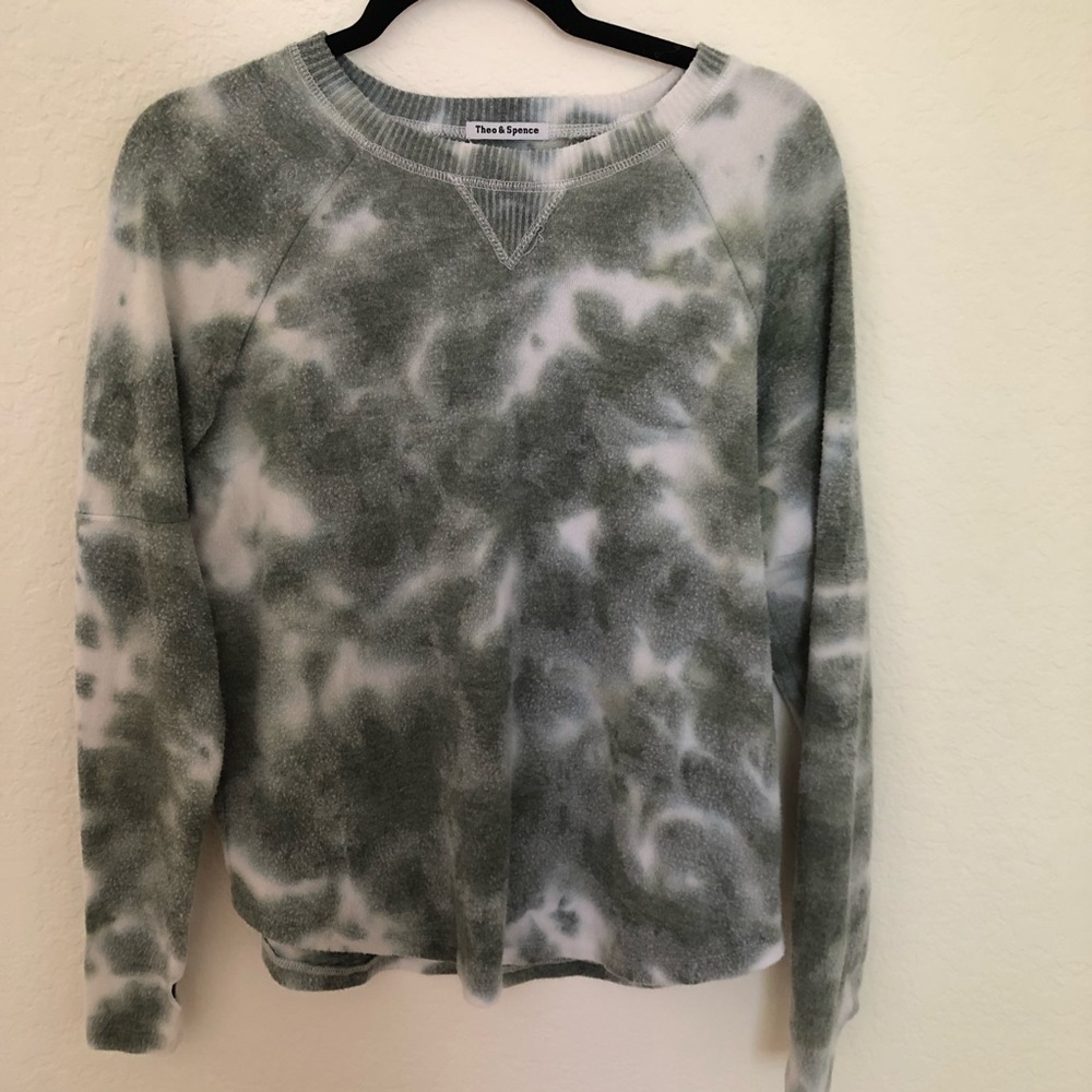women’s long sleeve tie dye sweater